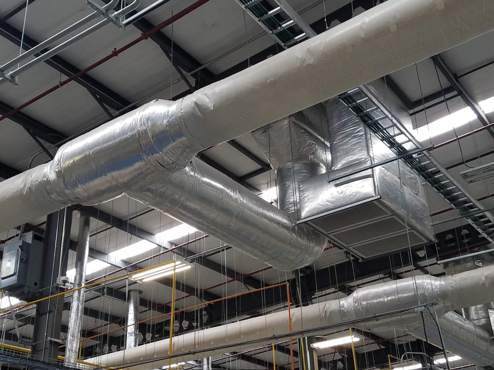 Trabajo de ductería, ventilación y HVAC realizado por Smart Baja - proyecto 55