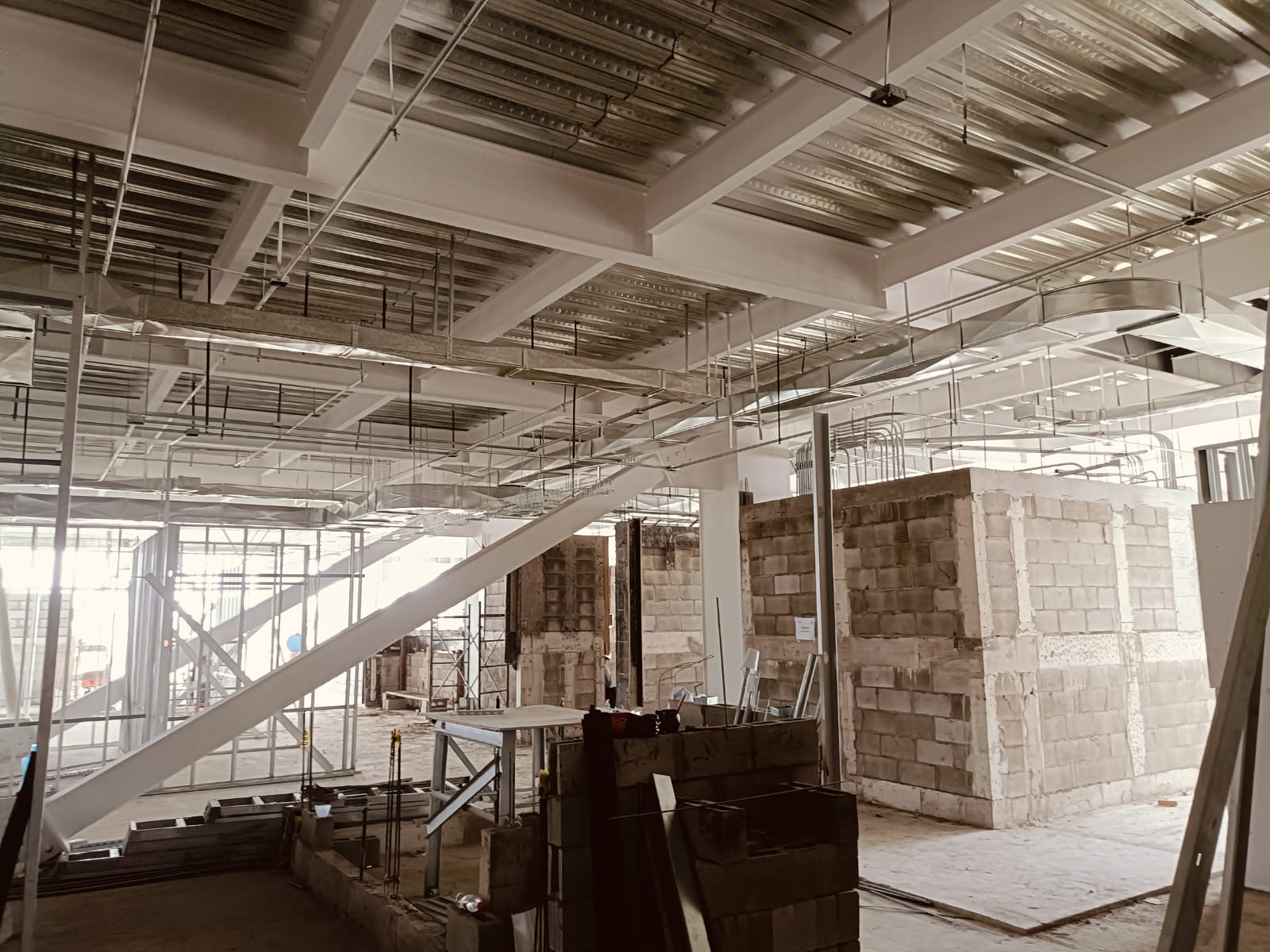 Trabajo de ductería, ventilación y HVAC realizado por Smart Baja - proyecto 22