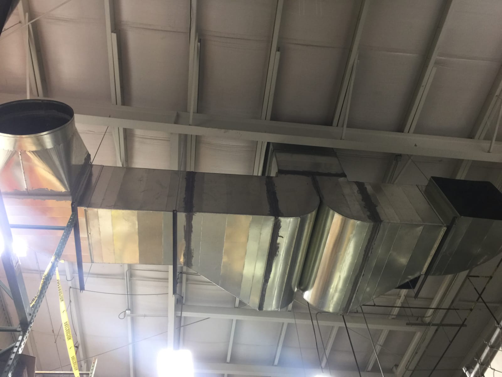 Trabajo de ductería, ventilación y HVAC realizado por Smart Baja - proyecto 35